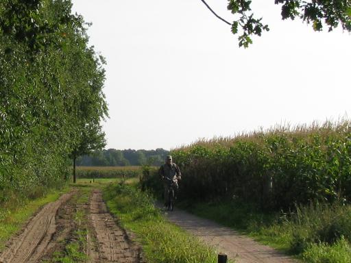 Grenswegfietser (Foto: Dick Waanders)