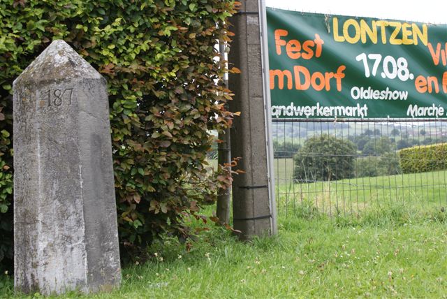 Paalsteen nummer 187  twee eeuwen lang (Foto: Hans Hermans)