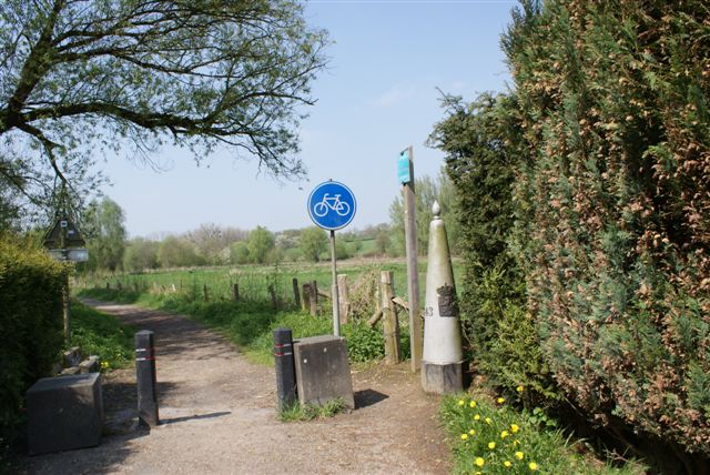 Grenspaal 8 op weg naar Heimansgroeve
