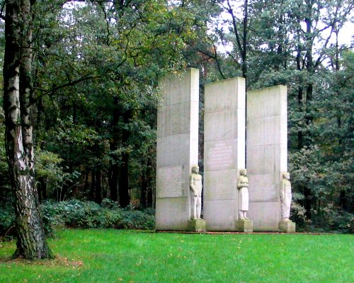 Oorlogsmonument Markelo (Foto: Dick Waanders)